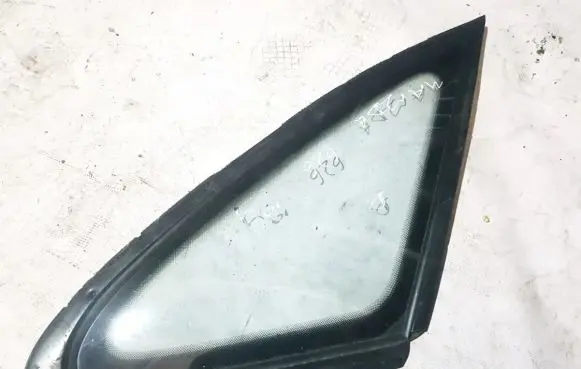 Mazda 626 Rear side window