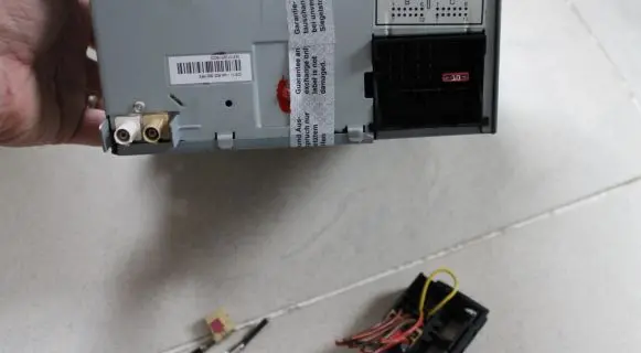 Volkswagen Tiguan Sound system wiring loom 3B7035444 RCD300