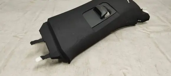 Volvo XC90 (D)pillar trim (top) 31377583