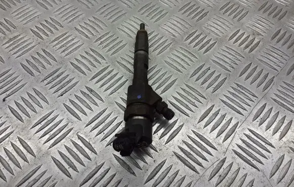Nissan Primera Fuel injectors set 8200100272