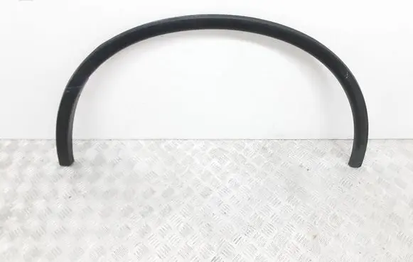 Dodge Durango III Front arch trim 57010621AA