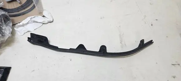 Mercedes-Benz EQS V297 Rubber seal front coupe door A2957302600