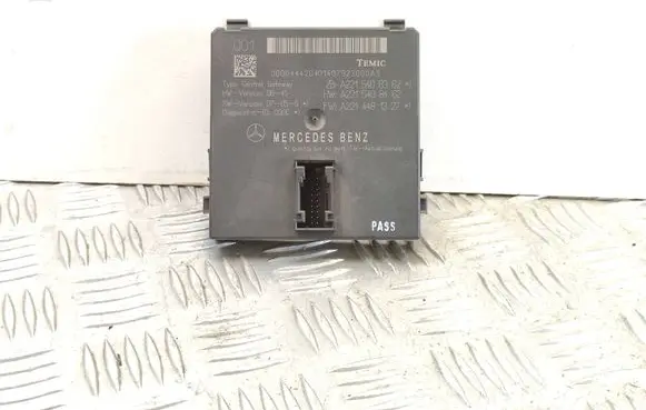 Mercedes-Benz S W221 Gateway control module A2215408362 A2214481327 A2215408462