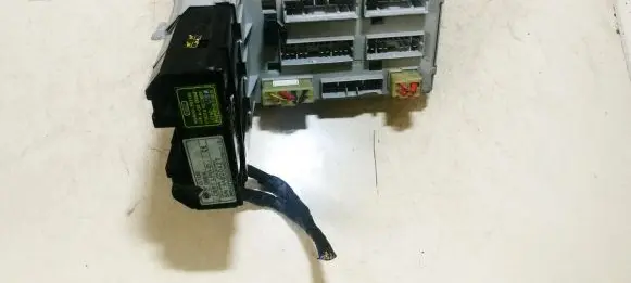 Hyundai XG Fuse box set 9220039000 AA800427