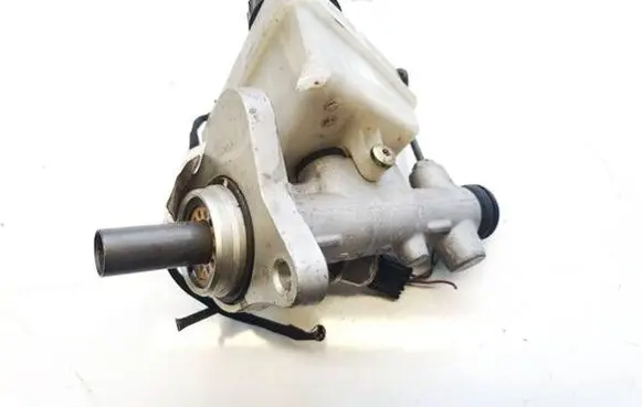 Mercedes-Benz C W203 Master brake cylinder A2034300002 033508-84551