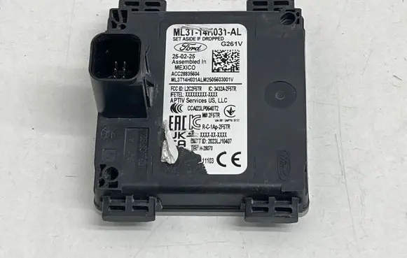 Ford Escape IV Blind spot module ML3T14H031AL 3432A2F5TR ACC28835604