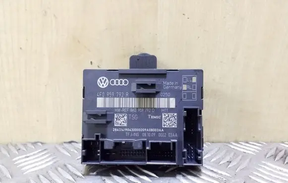 Audi A6 S6 C6 4F Door control unit/module 4F0959792R