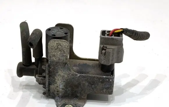 Honda CR-V Fuel pressure regulator 1397000870