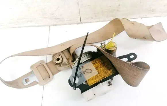 Lexus IS 200-300 Front seatbelt NSB085TR54P