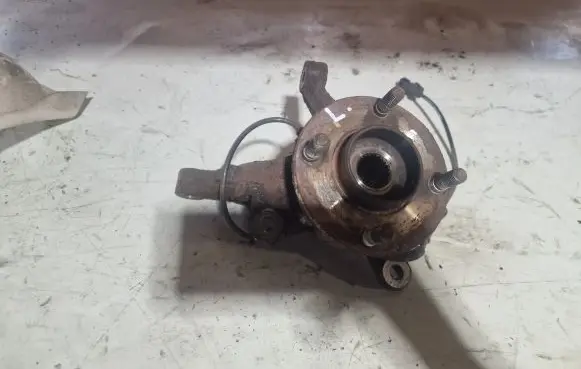 Ford Fiesta Front wheel hub