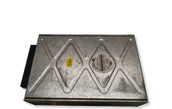 Audi A6 S6 C6 4F Sound amplifier 4F0035223 7204112001102