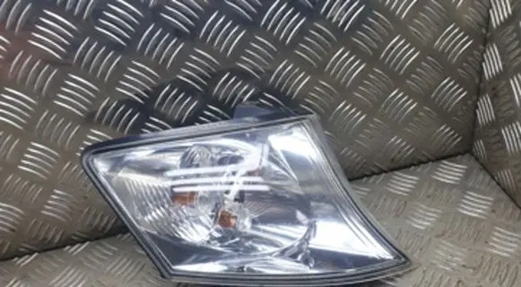 Mazda MPV Front indicator light P2015R P2015