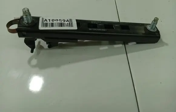 Opel Zafira A Seat belt adjustment rail 566291504A