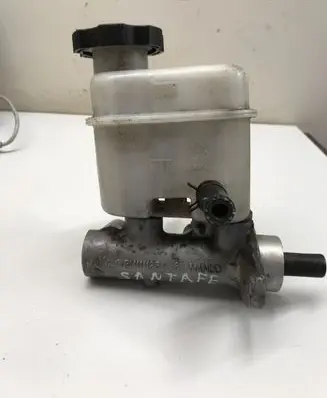 Hyundai Santa Fe Master brake cylinder BM1111261