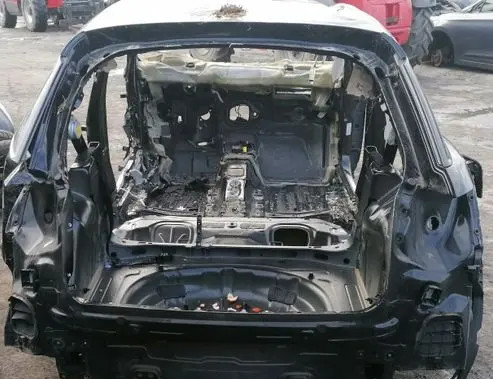 Audi Q2 - Trunk bottom trim panel 