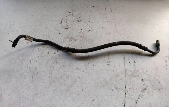 Volvo XC90 Gearbox oil cooler pipe/hose P30636931