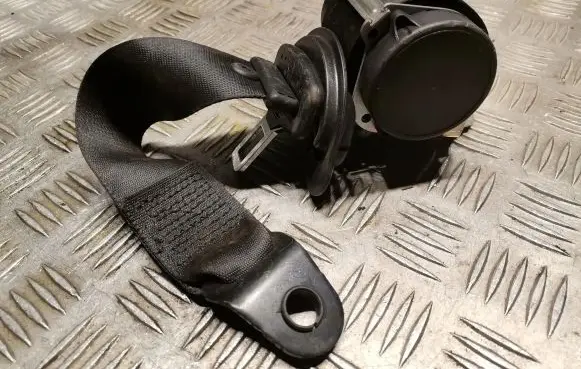 Mini One - Cooper Coupe R56 Rear seatbelt 2751402