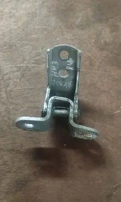 Lexus RX 300 Front door lower hinge 