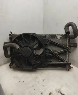 Opel Astra G Coolant radiator