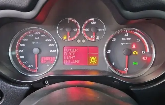 Alfa Romeo GT Speedometer (instrument cluster) 156075855 IMPRK1526044