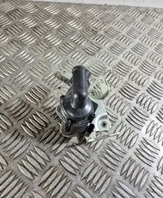 Volvo XC40 Water pump 32249377 32249376