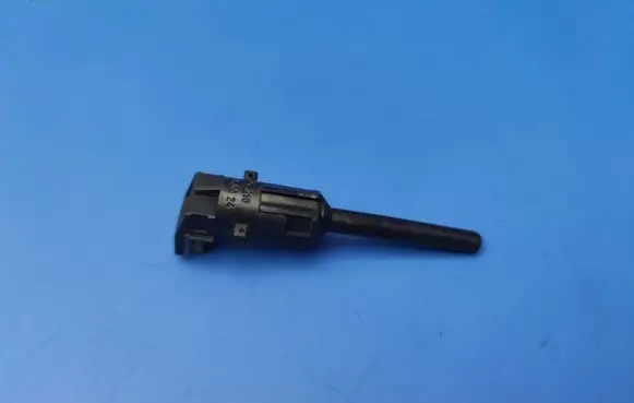Mercedes-Benz E W210 Coolant level sensor 2105450024