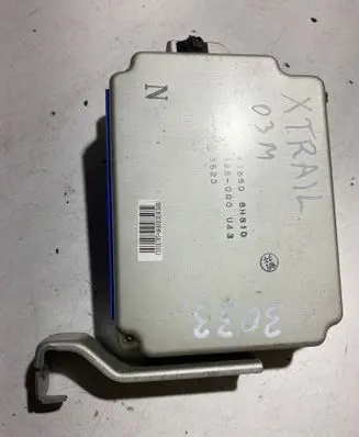 Nissan X-Trail T30 Comfort/convenience module 416508H810 A98000U43 3523
