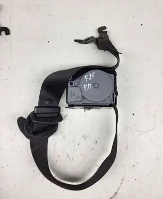 BMW X3 F25 Front seatbelt 306961399001 0713G651NC