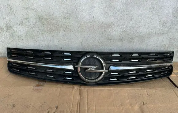 Opel Vivaro Front grill 9833128577