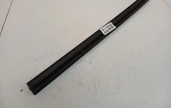 Mercedes-Benz ML W163 Rubber seal rear door