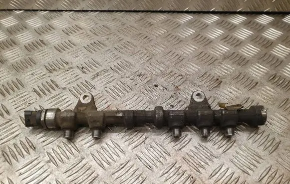 Opel Astra J Fuel main line pipe 0445214222 55573331