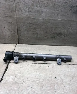 Mercedes-Benz ML W164 Fuel main line pipe A6420700495 0621200266