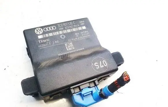 Volkswagen PASSAT B6 Door control unit/module 3c0907530c 3c0907951a