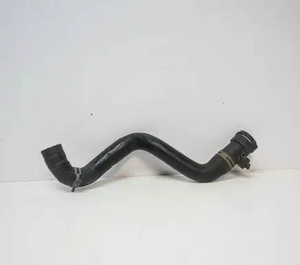 Audi Q3 8U Engine coolant pipe/hose 8R0122055