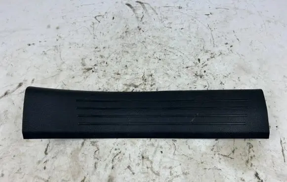 Mercedes-Benz GLE W167 Other sill/pillar trim element A1676804001