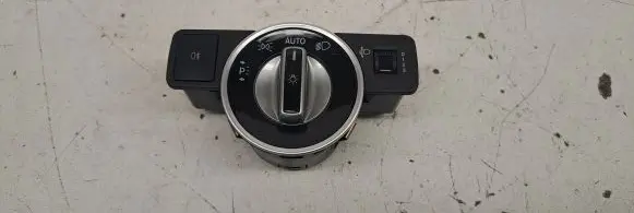 Mercedes-Benz C W204 Light switch A2049053103