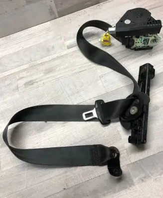 Volkswagen Touran I Front seatbelt 1T0857819B 41190326