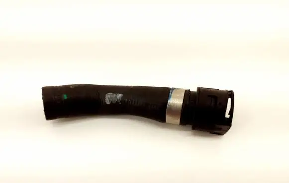 Renault Captur II Engine coolant pipe/hose 30722142