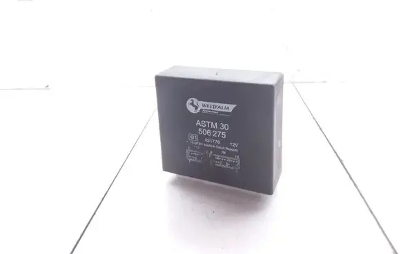 Audi A6 S6 C5 4B Tow bar trailer control unit/module 506275 ASTM30