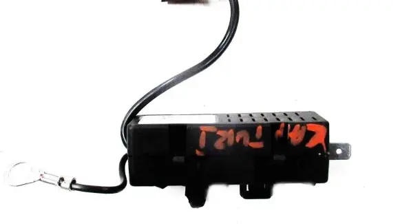 Renault Captur Aerial antenna filter 283637230R 7560291 31318