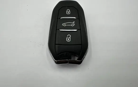 Opel Mokka B Ignition key/card 