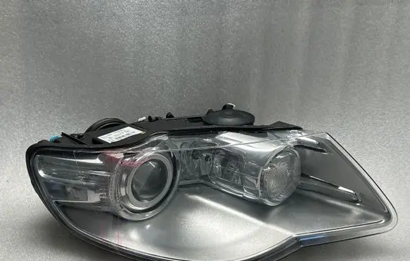 Volkswagen Touareg I Headlight/headlamp 7L6941032C 1ZS00945214 7l6941329b