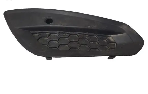 Volvo V60 Front bumper lower grill 31204132