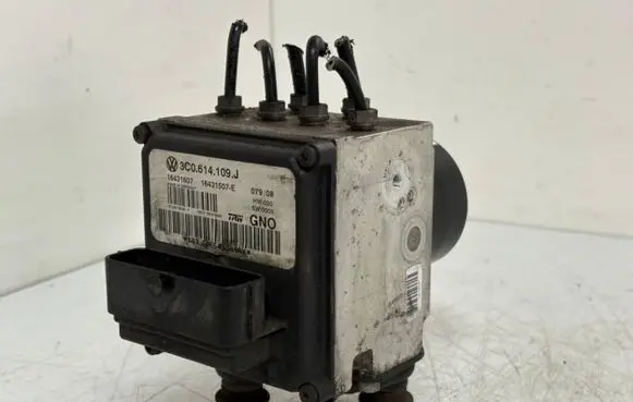 Volkswagen PASSAT B6 ABS Pump 3C0614109J