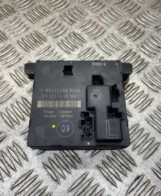 Mercedes-Benz C W203 Door control unit/module 2118201526 356805