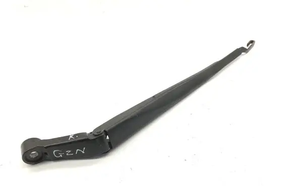 Toyota Verso-S Windshield/front glass wiper blade 