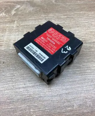 Toyota Avensis T220 Alarm control unit/module 8973005030 2370003180