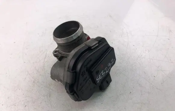 Volvo V40 Throttle valve 9673534480