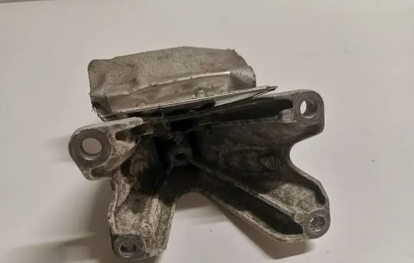 Audi Q5 SQ5 Engine mounting bracket 8K0199307BB