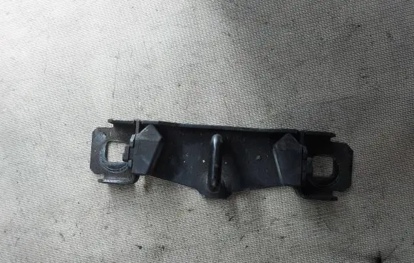 Ford Galaxy Loading door lock loop/hook striker 3M51R404B12